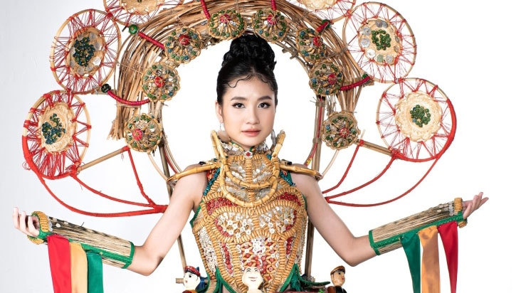 Vietnam rep. unveils national costume for Miss Eco International 2023